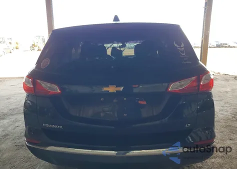 2018 Chevrolet Equinox Lt z USA, uszkodzony, nr VIN 2GNAXJEVXJ6266197